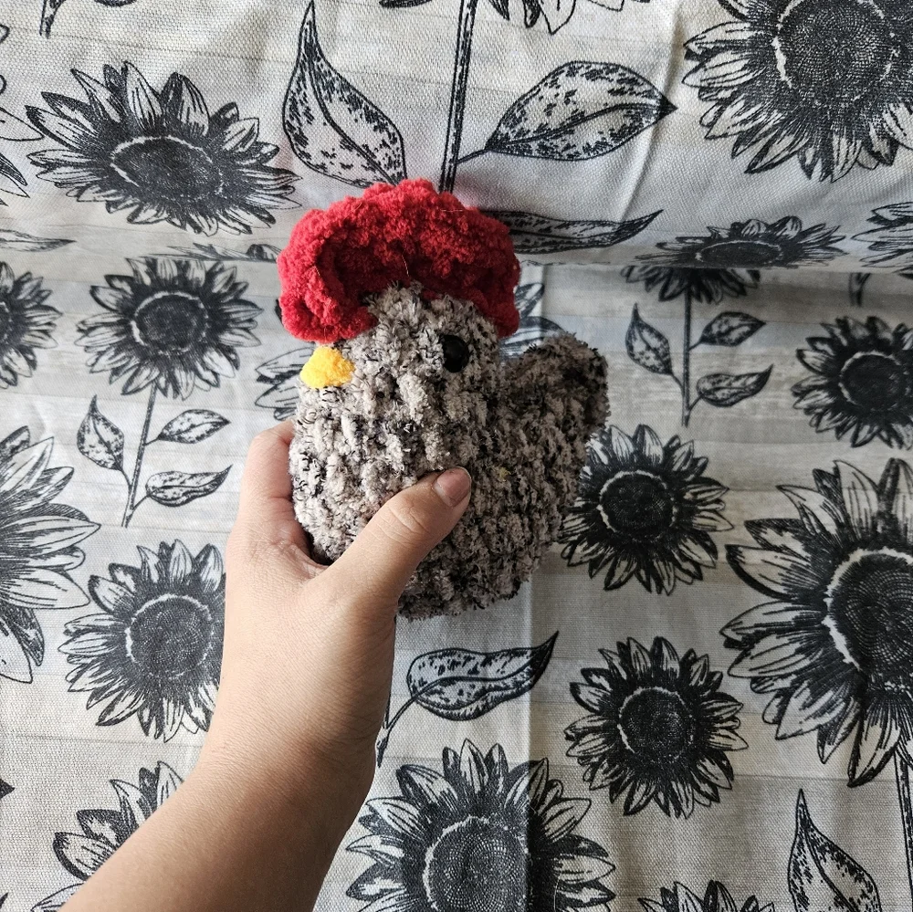 Crochet Mini Rooster Chicken Amigurumi Plushie - Picture 5 of 8